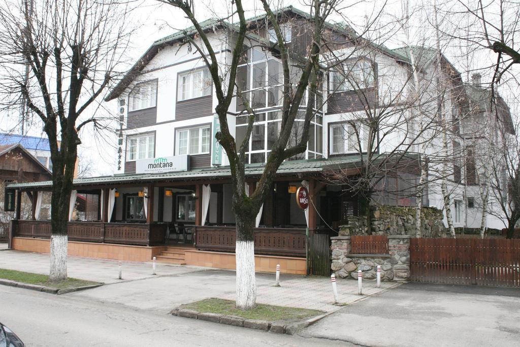 Pensiune Montana Curtea de Argeş Eksteriør bilde
